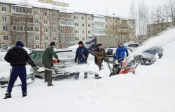 Спасибо горожанам за помощь в уборке снега